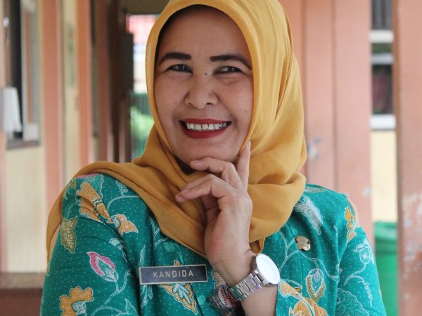 Peran Keluarga dalam Berbahasa