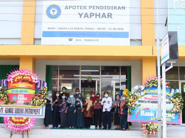 Peresmian Apotek Pendidikan Yaphar