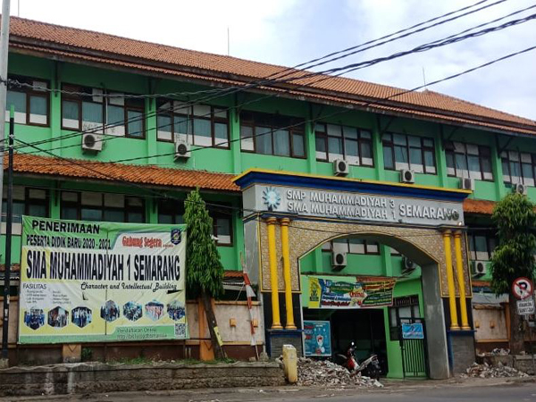 SMA Muhammadiyah 1 Semarang, Character and Intellectual Building SMA Muhammadiyah 1 Semarang, Character and Intellectual Building