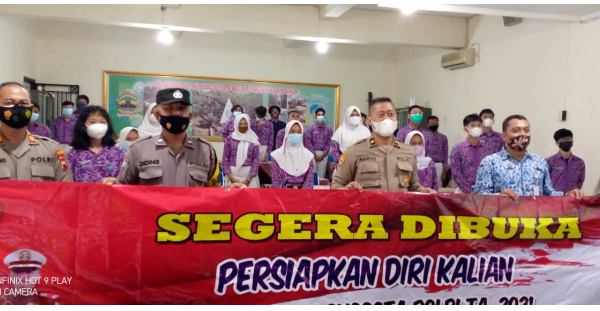 SMAN 7 Semarang, Gelar Sosialisasi Penerimaan Anggota Polri 2021 SMAN 7 Semarang, Gelar Sosialisasi Penerimaan Anggota Polri 2021