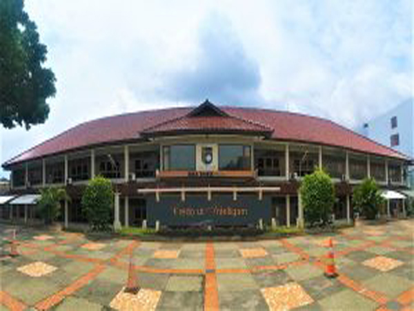 SMA KRISTA MITRA, Christ Centered Curriculum SMA KRISTA MITRA, Christ Centered Curriculum