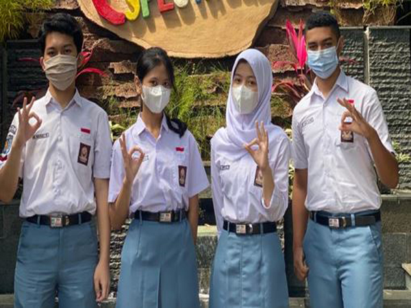 Juara AISEEF 2021, Tim SMAGA Ciptakan Portabel Pendeteksi Kualitas Air Limbah Laundry