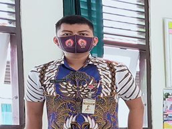 Merdeka Belajar dengan Buku Mumbul Merdeka Belajar dengan Buku Mumbul