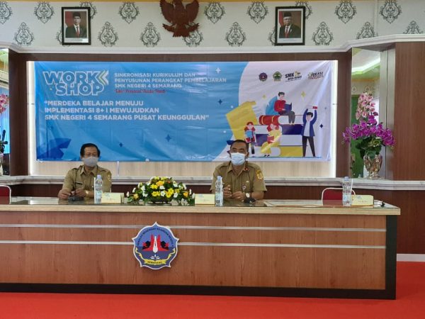 Implementasikan 8+i Wujudkan SMKN 4 sebagai Pusat Keunggulan