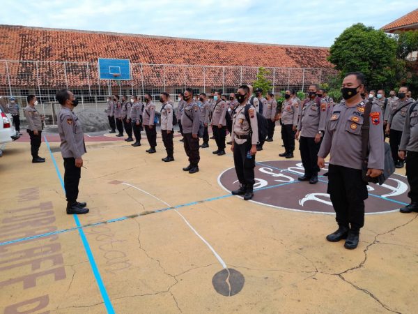 Calon Perwira Polri Masuk SMKN 5 Semarang Calon Perwira Polri Masuk SMKN 5 Semarang