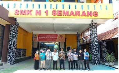 Kunjungan dari SMK Miftahul Huda Pucakwangi Kota Pati
