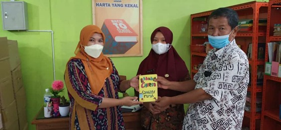 Badan Arsip dan Perpustakaan Propinsi Jawa Tengah Dorong Program Literasi Siswa SMKN 4 Semarang Badan Arsip dan Perpustakaan Propinsi Jawa Tengah Dorong Program Literasi Siswa SMKN 4 Semarang
