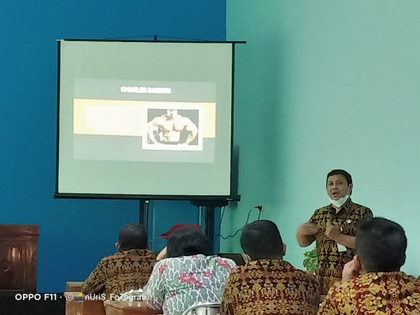 Pelatihan Publikasi Ilmiah Guru SMKN 10 Semarang