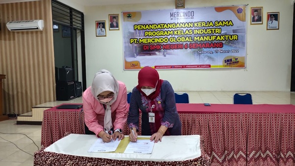 Kelas Industri PT Mercindo Global Manufaktur Di SMK Negeri 6 Semarang