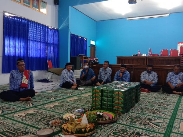 SMKN 10 Semarang Syukuran Pembangunan Masjid Baitul Iman SMKN 10 Semarang Syukuran Pembangunan Masjid Baitul Iman