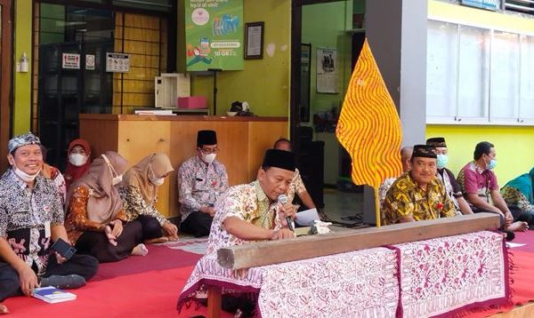 Jumat Religi "Wayang Dakwah dengan Cerita Ruwat Murwokola Betharakala Tundung"