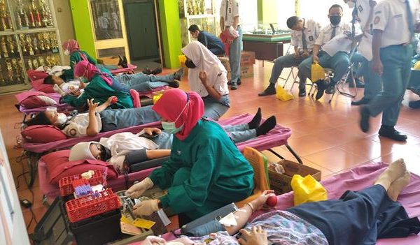 Donor Darah SMKN 7 Semarang