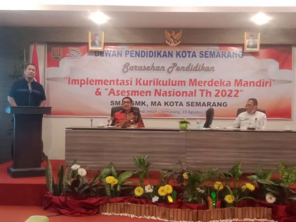 Wali Kota Semarang Membuka Sarasehan Implementasi Kurikulum Merdeka Wali Kota Semarang Membuka Sarasehan Implementasi Kurikulum Merdeka