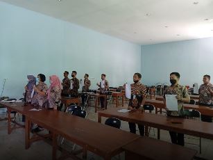 Penandatanganan Perjanjian Kerja dan Penyerahan SK PPPK Penandatanganan Perjanjian Kerja dan Penyerahan SK PPPK