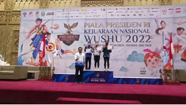 LAGI, GOLD MEDAL DIRAIH OLEH SISWI SMKN 6 SEMARANG DI KEJUARAAN NASIONAL WUSHU 2022