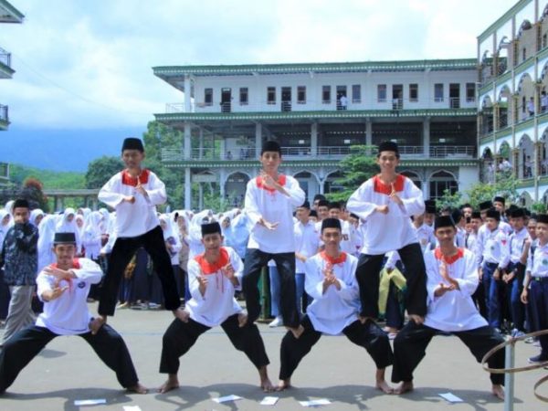 Pondok Pesantren Askhabul Kahfi borong 13 Medali di Kejuaraan Nasional Pencak Silat