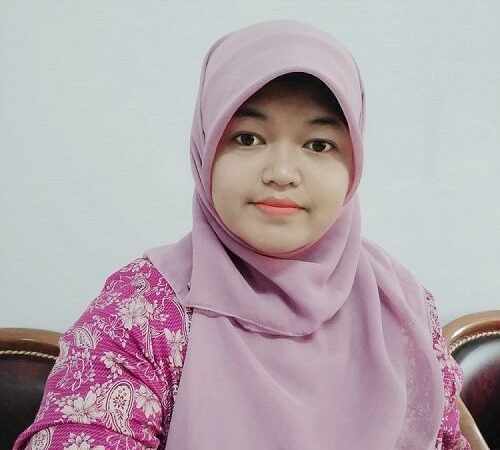 Penerapan Geometri Matematika pada Pembuatan Baju Batik Penerapan Geometri Matematika pada Pembuatan Baju Batik