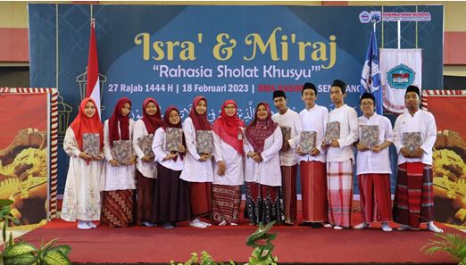 Isra’ Mi’raj SMA Nasima Ajarkan Rahasia Sholat Khusyu’