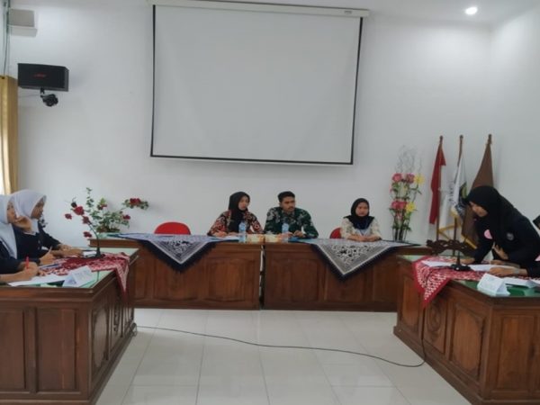 SMKN 2 Semarang Mengimplementasikan Critical Thinking melalui Kegiatan P5 SMKN 2 Semarang Mengimplementasikan Critical Thinking melalui Kegiatan P5