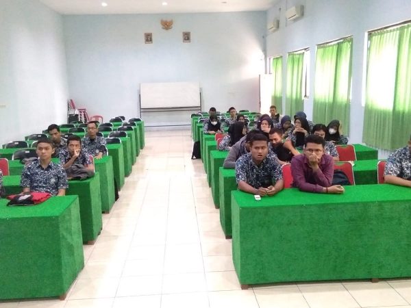 SMKN 10 Semarang Kawal Siswa Hadapi UTBK SMKN 10 Semarang Kawal Siswa Hadapi UTBK