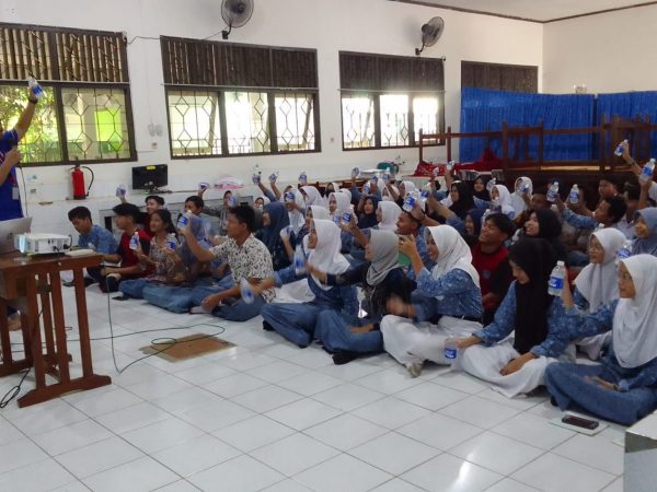 Bintang SMA Ajak Pelajar SMAN 16 Semarang Unggulkan Bakat Minat Bintang SMA Ajak Pelajar SMAN 16 Semarang Unggulkan Bakat Minat