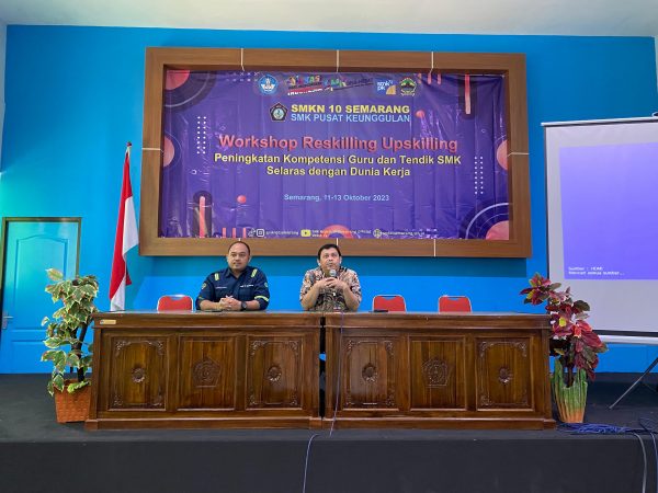 SMKN 10 Semarang Selenggarakan Pelatihan Upskilling untuk Guru RPL SMKN 10 Semarang Selenggarakan Pelatihan Upskilling untuk Guru RPL