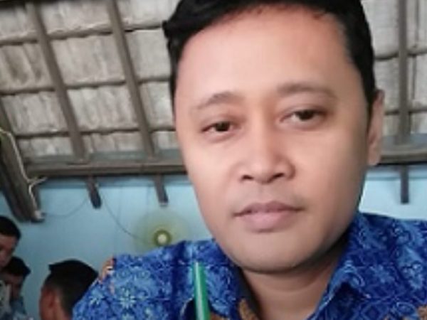 Menggali Ide Pendiri Bangsa Tentang Dasar Negara dengan Metode Membaca Jigsaw Menggali Ide Pendiri Bangsa Tentang Dasar Negara dengan Metode Membaca Jigsaw