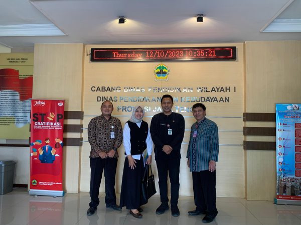 Pendamping SMKN 10 Semarang Sebagai SMK PK Beraudiensi dengan Cabdin I Pendamping SMKN 10 Semarang Sebagai SMK PK Beraudiensi dengan Cabdin I