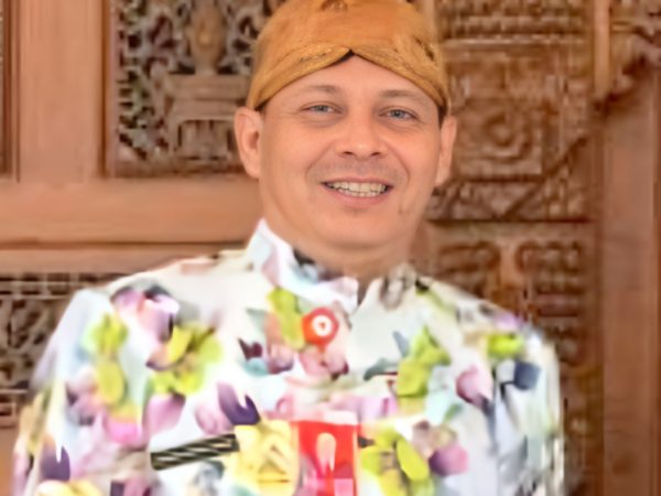 Peran Sumber Daya Manusia dalam Mengamankan Informasi Sekolah Peran Sumber Daya Manusia dalam Mengamankan Informasi Sekolah