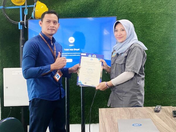 Guru IPAS SMKN 10 Semarang Raih Juara I Diklat Upskilling dan Reskilling Guru IPAS SMKN 10 Semarang Raih Juara I Diklat Upskilling dan Reskilling