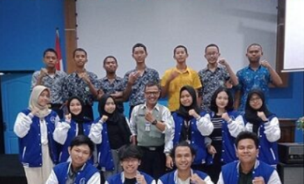 Mengembangkan Prestasi dan Membangun Karakter melalui Ekstrakurikuler Eksibisi Catur