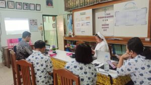 SMKN 10 Semarang Bantu SMP Stella Matutina Salatiga Kembangkan Evaluasi Digital SMKN 10 Semarang Bantu SMP Stella Matutina Salatiga Kembangkan Evaluasi Digital