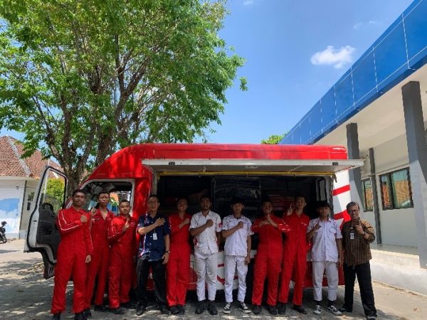 Service Hemat untuk Guru dan Karyawan SMKN 10 Semarang bersama Astra Motor Center Semarang Service Hemat untuk Guru dan Karyawan SMKN 10 Semarang bersama Astra Motor Center Semarang