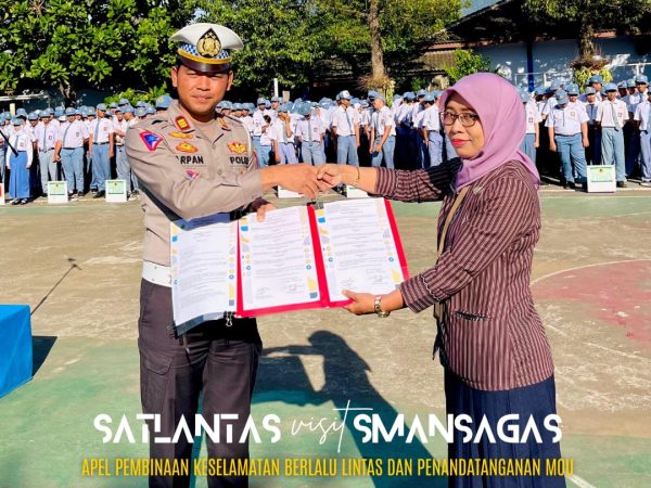 Penandatanganan Nota Kesepahaman SMAN 1 Bergas Dengan Polres Semarang Penandatanganan Nota Kesepahaman SMAN 1 Bergas Dengan Polres Semarang