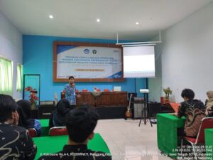 SMKN 10 Semarang Gelar Workshop Penguatan Literasi dan Numerasi