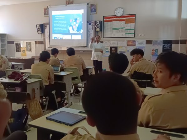 Say No to Cyber Bullying Say No to Cyber Bullying