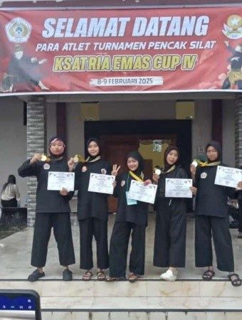 Harumkan Nama Sekolah, Siswa-Siswi SMAN 12 Semarang Raih Prestasi di Ksatria Emas Cup VI Harumkan Nama Sekolah, Siswa-Siswi SMAN 12 Semarang Raih Prestasi di Ksatria Emas Cup VI